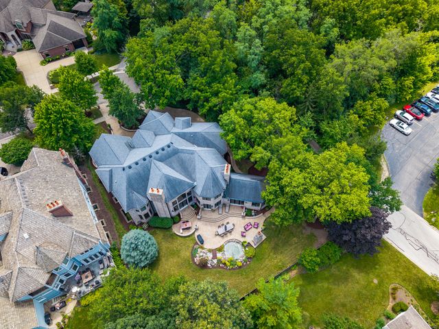 917 Jackson Avenue, Naperville, IL 60540