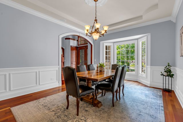 917 Jackson Avenue, Naperville, IL 60540