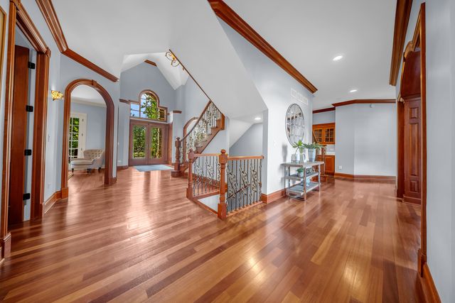 917 Jackson Avenue, Naperville, IL 60540