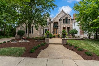 917 Jackson Avenue, Naperville, IL 60540