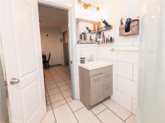541 S Indiana, Los Angeles, CA 90063