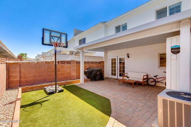 4081 E CAMPBELL Avenue, Phoenix, AZ 85018