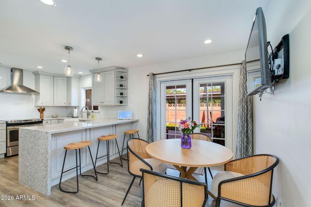4081 E CAMPBELL Avenue, Phoenix, AZ 85018