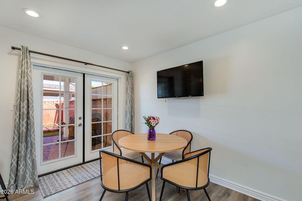 4081 E CAMPBELL Avenue, Phoenix, AZ 85018 — photo 5