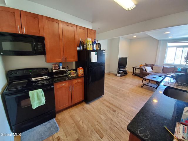 811 Madison Avenue, Albany, NY 12208