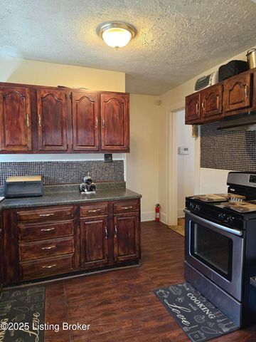 111 S 40th St, Louisville, KY 40212