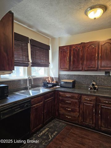 111 S 40th St, Louisville, KY 40212