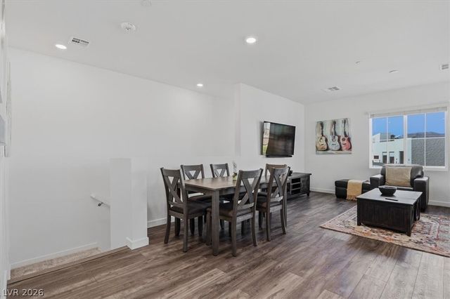 5730 Sky Pointe Drive 153, Las Vegas, NV 89130