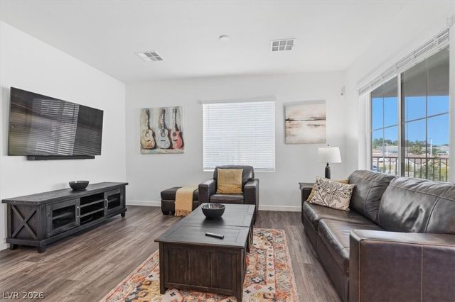 5730 Sky Pointe Drive 153, Las Vegas, NV 89130