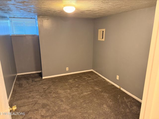 2703 Bridalwood Drive, Knoxville, TN 37917