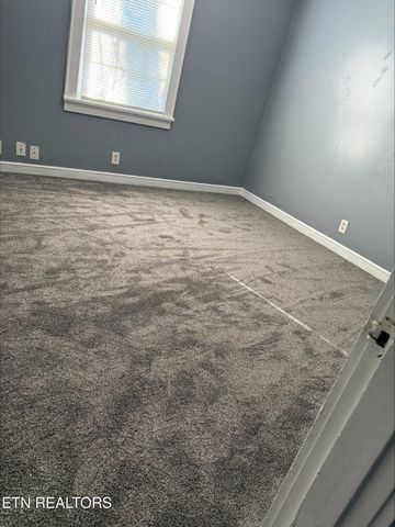 2703 Bridalwood Drive, Knoxville, TN 37917