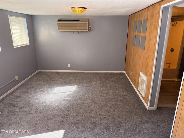 2703 Bridalwood Drive, Knoxville, TN 37917