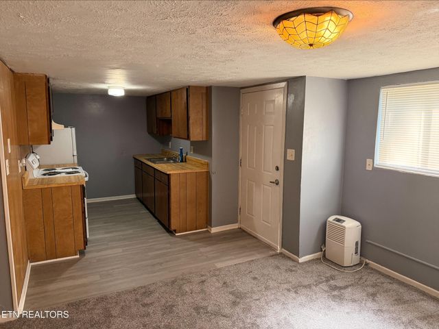 2703 Bridalwood Drive, Knoxville, TN 37917