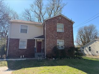 2703 Bridalwood Drive, Knoxville, TN 37917