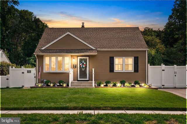 67 WICKOM AVE, Hamilton, NJ 08690
