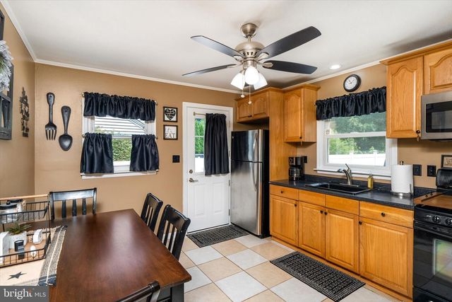 67 WICKOM AVE, Hamilton, NJ 08690