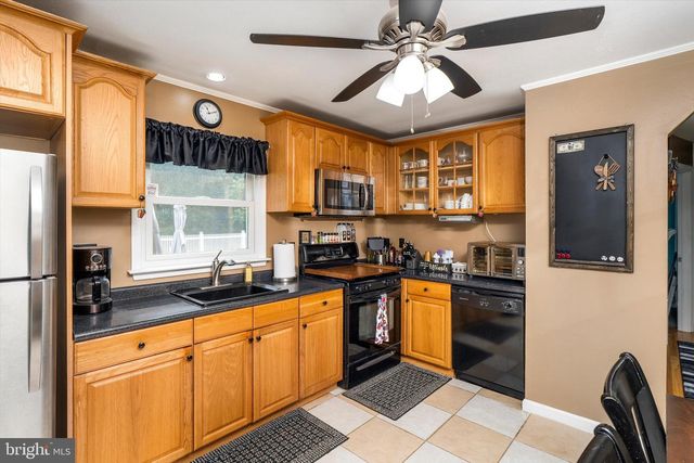 67 WICKOM AVE, Hamilton, NJ 08690