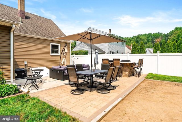 67 WICKOM AVE, Hamilton, NJ 08690