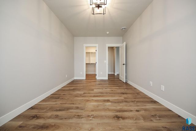 505 Sassafras Cir Circle, Sioux Falls, SD 57110