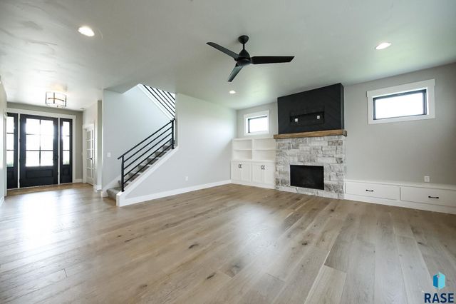 505 Sassafras Cir Circle, Sioux Falls, SD 57110