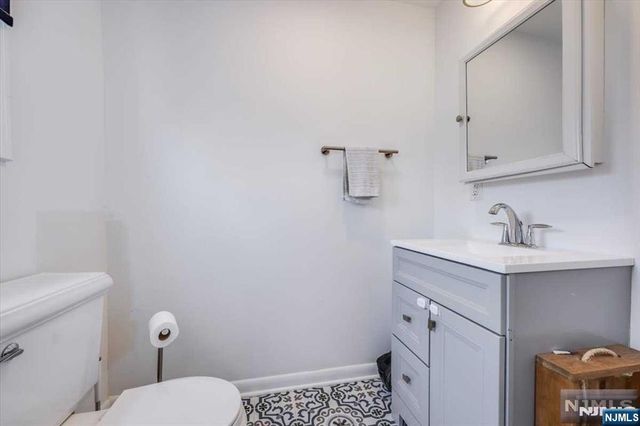 158 Wayne Street 423 A, Jersey City, NJ 07302