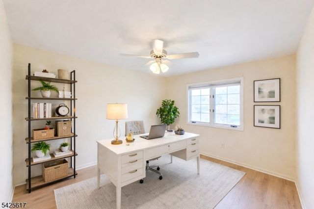 1 Rutland Ln, Monroe Twp., NJ 08831