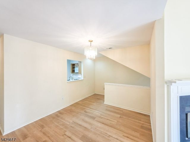 1 Rutland Ln, Monroe Twp., NJ 08831