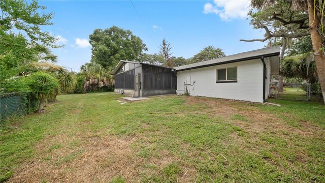2662 DERBYSHIRE ROAD, Maitland, FL 32751