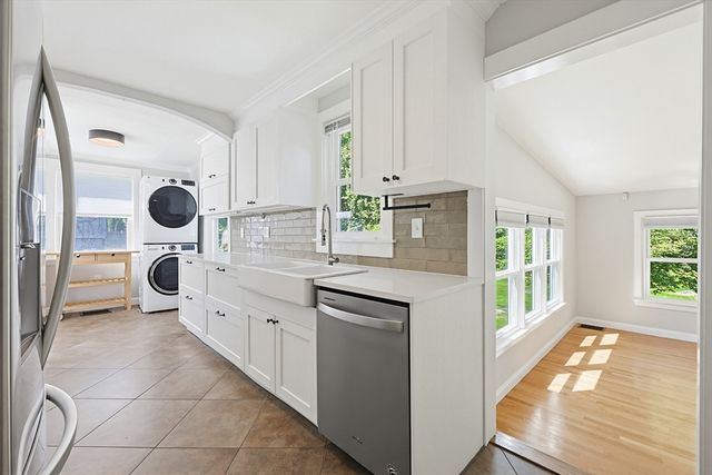 66 Orchard St, Randolph, MA 02368