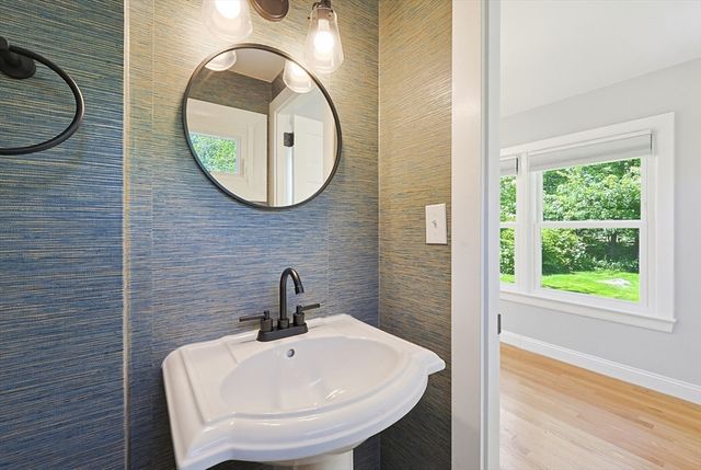 66 Orchard St, Randolph, MA 02368