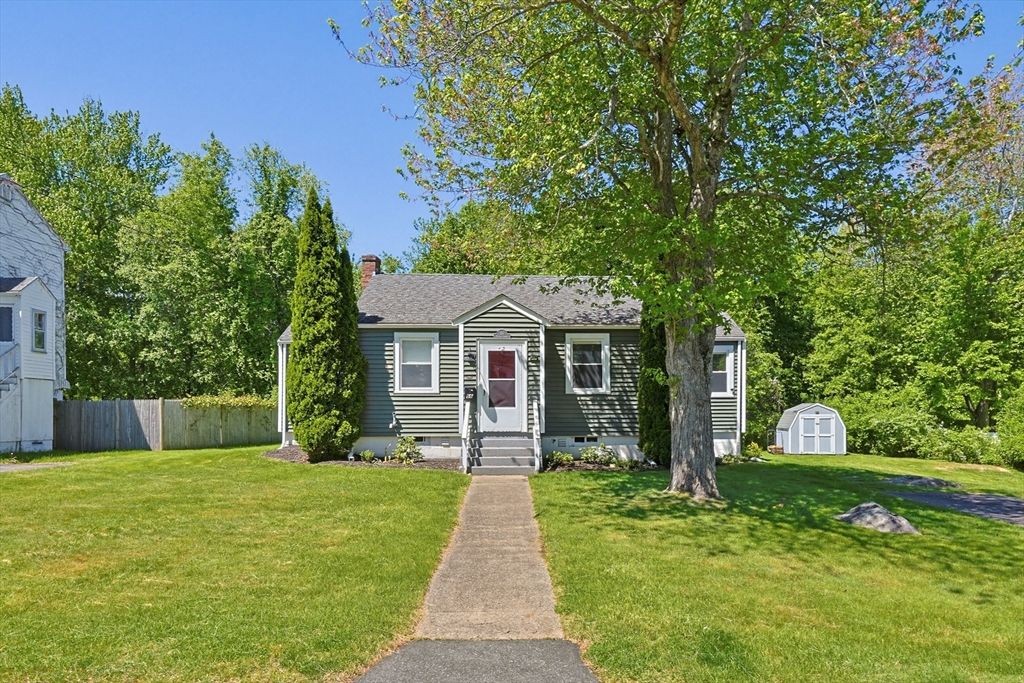 66 Orchard St, Randolph, MA 02368