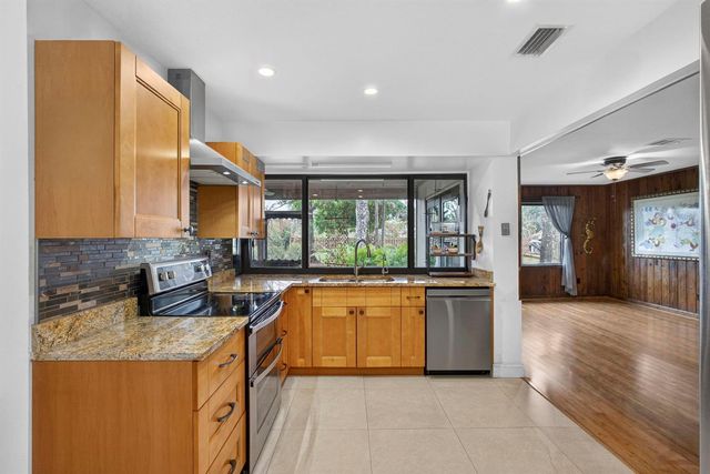 749 W Rambling Drive, Wellington, FL 33414
