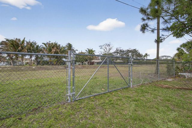 749 W Rambling Drive, Wellington, FL 33414