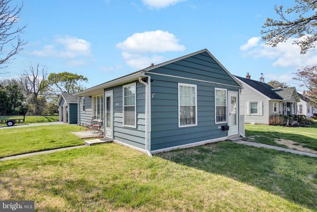 400 LINCOLN ST, Hummelstown, PA 17036