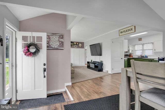 400 LINCOLN ST, Hummelstown, PA 17036