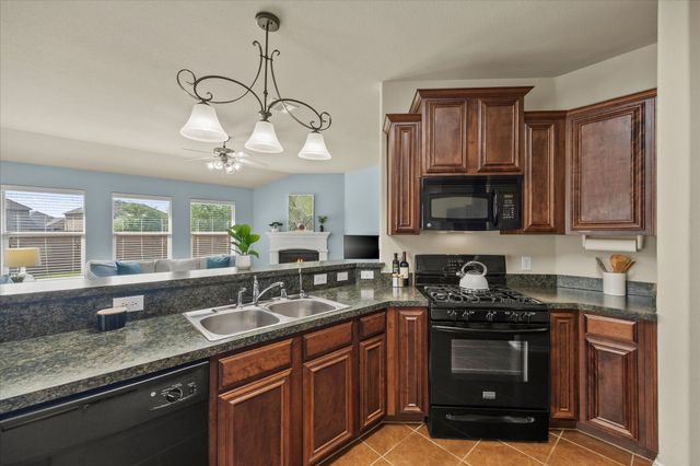1429 Applegate Way, Royse City, TX 75189