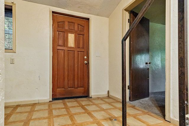 685 Jacksonville Res Road, Jacksonville, OR 97530