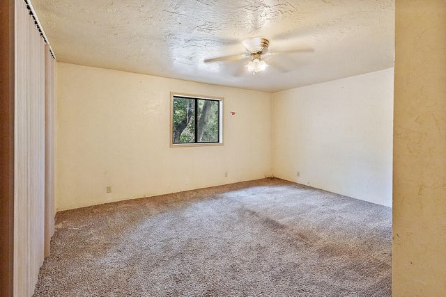 685 Jacksonville Res Road, Jacksonville, OR 97530