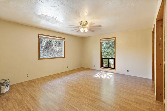 685 Jacksonville Res Road, Jacksonville, OR 97530