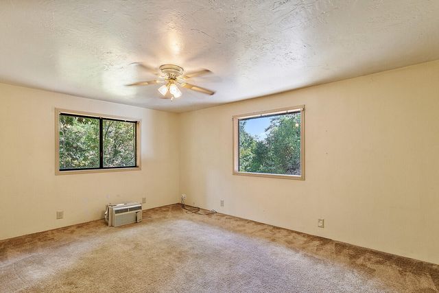 685 Jacksonville Res Road, Jacksonville, OR 97530