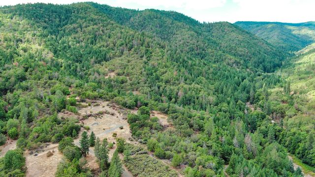 685 Jacksonville Res Road, Jacksonville, OR 97530