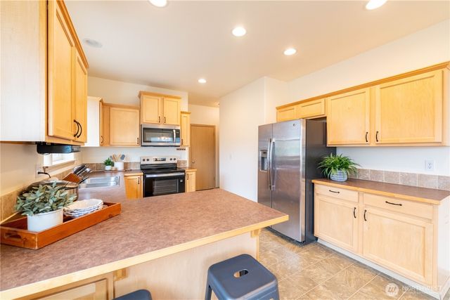 7603 88th Place NE, Marysville, WA 98270