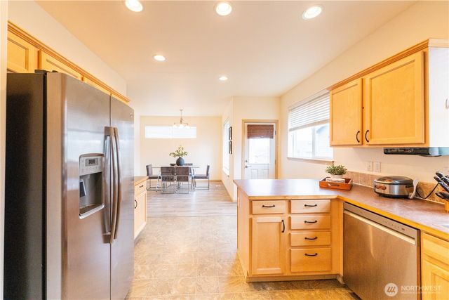 7603 88th Place NE, Marysville, WA 98270