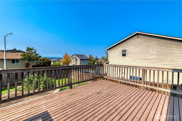 7603 88th Place NE, Marysville, WA 98270