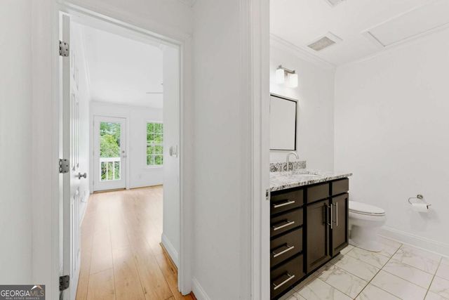 352 Teal Court, Roswell, GA 30076