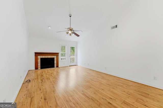 352 Teal Court, Roswell, GA 30076