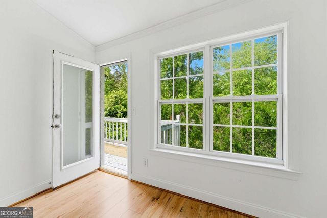 352 Teal Court, Roswell, GA 30076