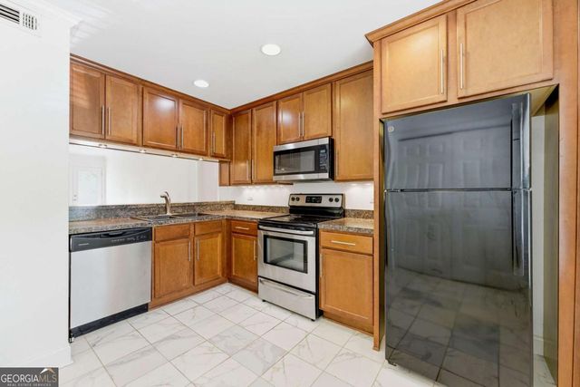 352 Teal Court, Roswell, GA 30076