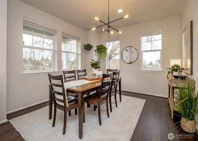 6830 31st Avenue SW, Seattle, WA 98126