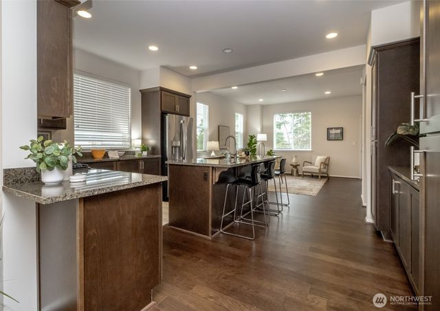 6830 31st Avenue SW, Seattle, WA 98126